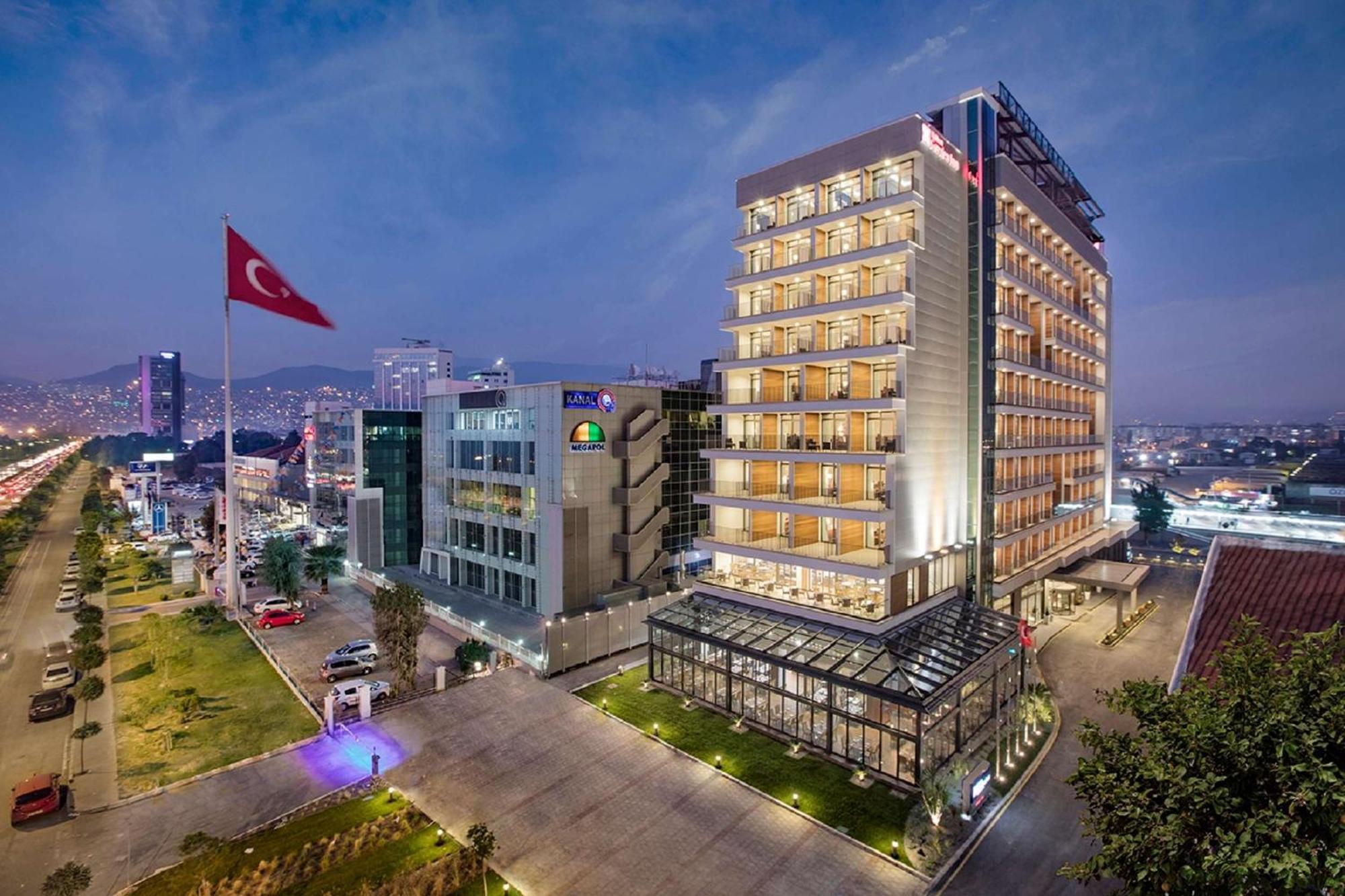 Hilton Garden Inn Izmir Bayrakli Luaran gambar